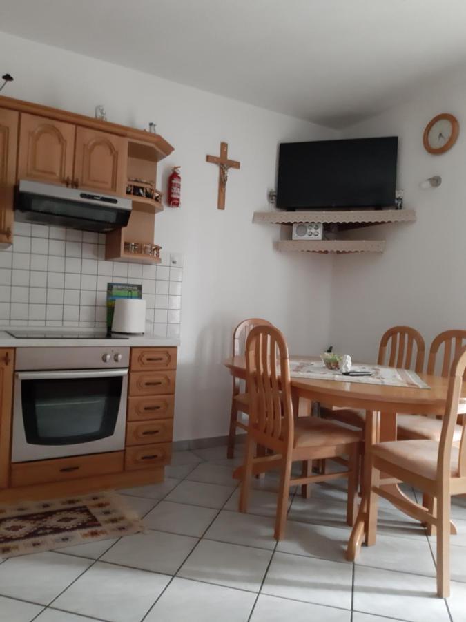 Apartmani Jozefina Омишаль Номер фото